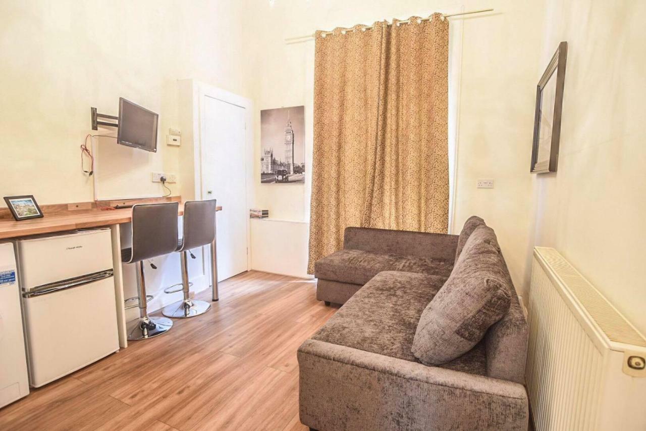 Edinburgh Ground Floor City Centre Flat Close To Princess Street Esterno foto