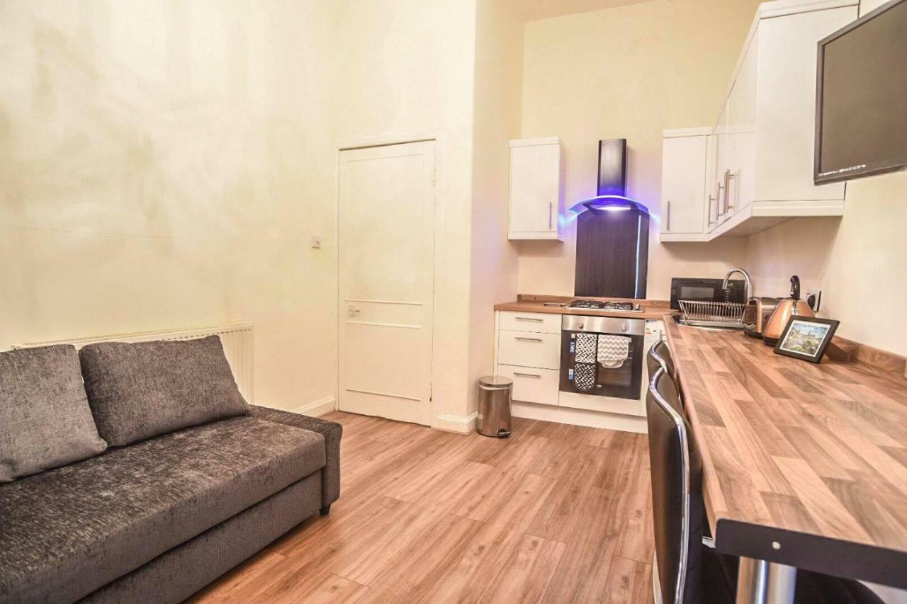 Edinburgh Ground Floor City Centre Flat Close To Princess Street Esterno foto
